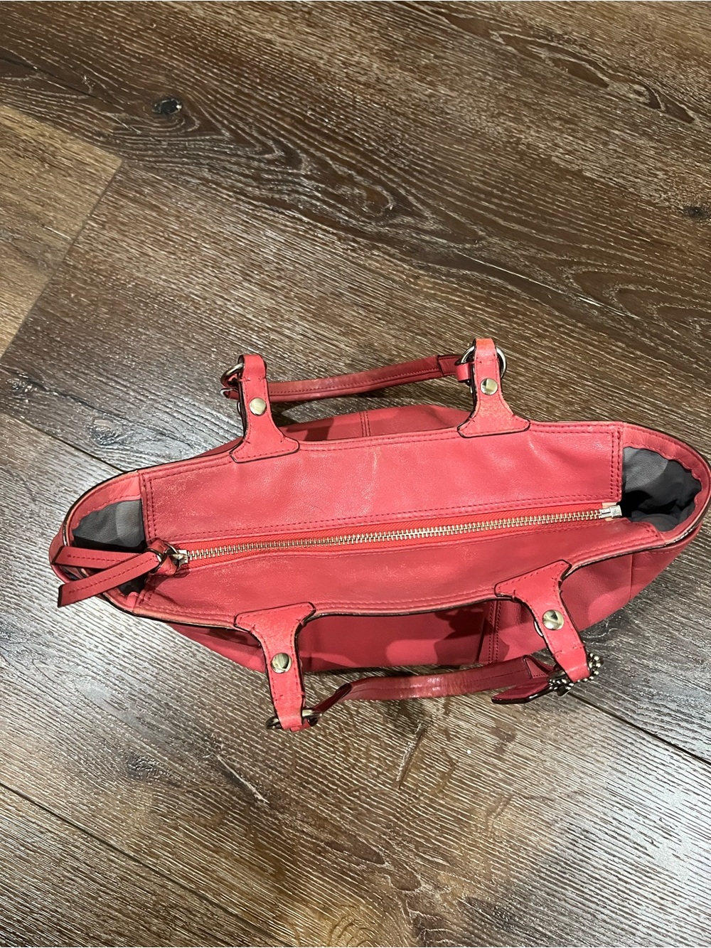 Coach east west gallery Coral pink Leather Tote with Logo Plaque - Picture 7 of 12